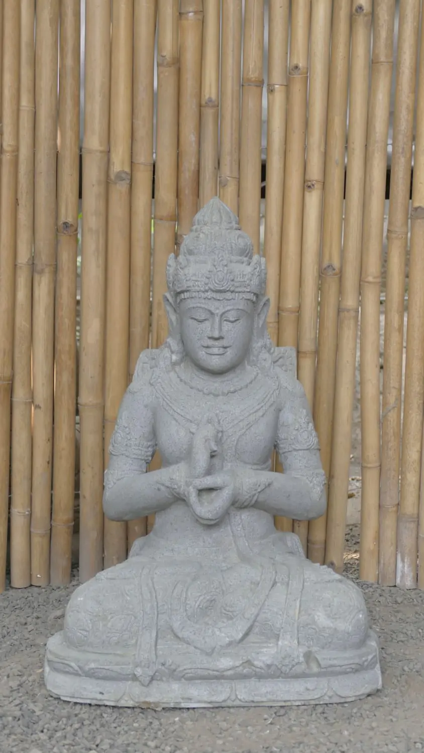  Product image 2 of the product “Seated Dewi Sri, position chakra turning the wheel, 79,5 cm high riverstone grey, modell with sativa ”